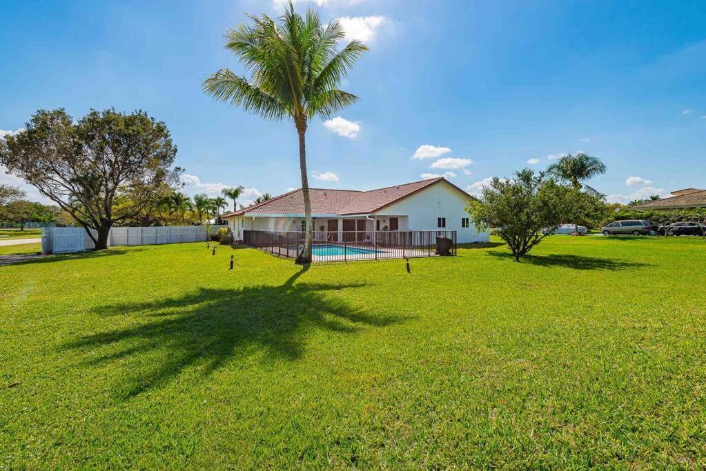 4/3.5 House With Pool- Boynton Beach, Fl. Exterior photo