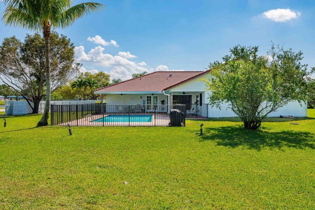 4/3.5 House With Pool- Boynton Beach, Fl. Exterior photo